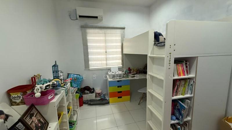 Rumah Teres 2-Tingkat untuk Dijual di Taman Setia Indah (Tebrau) - Jameson Choo - Bedroom - PropertyGuru.com.my