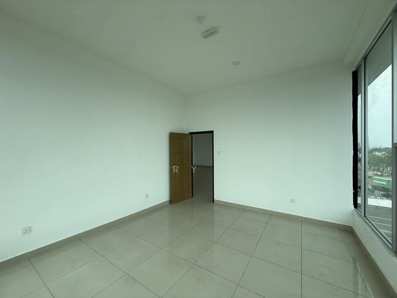 Semi-D Factory for Rent in Taman Inderawasih (Perai) - Henry Tan - Interior - PropertyGuru.com.my