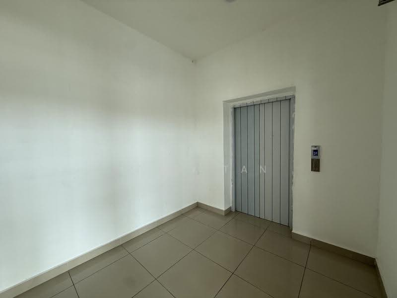 Semi-D Factory for Rent in Taman Inderawasih (Perai) - Henry Tan - Corridor - PropertyGuru.com.my