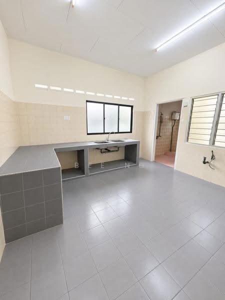 Rumah Teres 1-Tingkat untuk Dijual di Permas Jaya (Johor Bahru) - Bee Ng - Kitchen - PropertyGuru.com.my