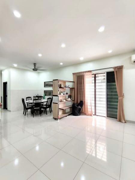 Rumah Kluster untuk Dijual di Taman Seri Austin (Tebrau) - Calvin Lee - PropertyGuru.com.my