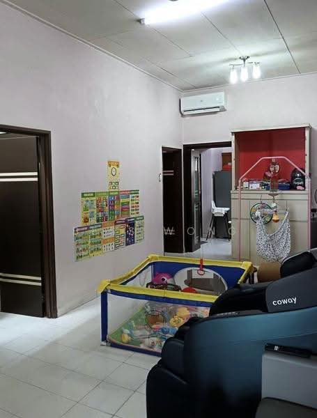 Rumah Teres 1-Tingkat untuk Dijual di Skudai (Johor Bahru) - Bess Wong - Living Room - PropertyGuru.com.my