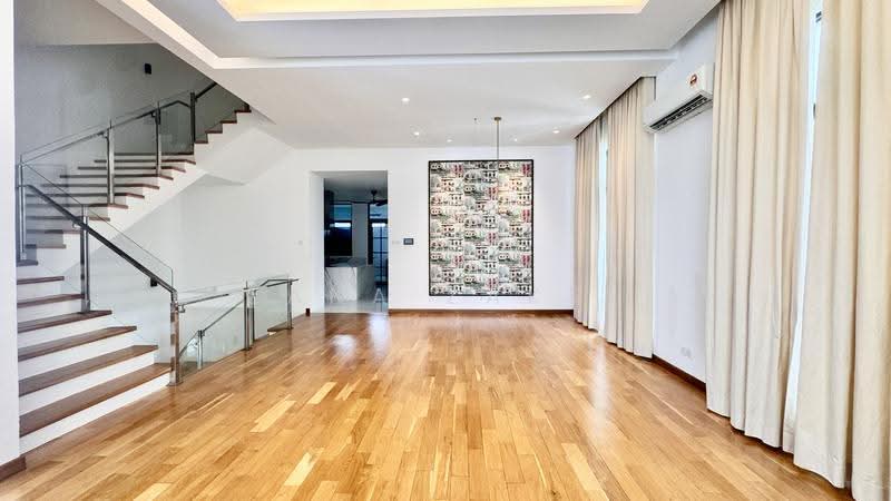 Rumah Berkembar untuk Dijual di Taman Melawati (Ulu Kelang) - Zana Zakri - Living Room - PropertyGuru.com.my