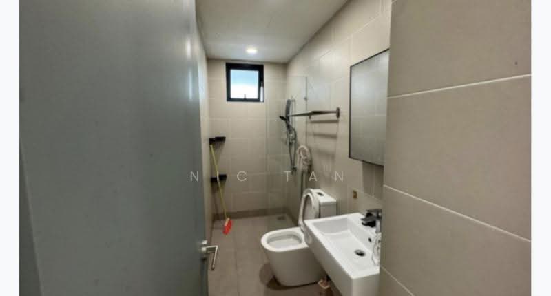 Kediaman Servis untuk Disewa di Fortune Centra - Nic Tan - Bathroom - PropertyGuru.com.my