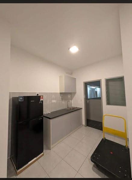 Rumah Flat untuk Disewa di Idaman Cahaya 2 - Nazrin Affendy - Kitchen - PropertyGuru.com.my