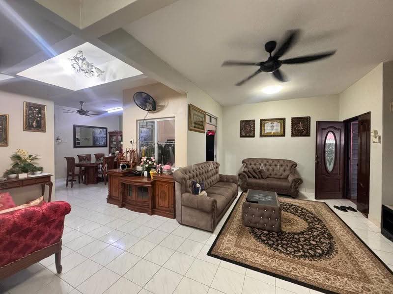 2-storey Terraced House for Sale in Bandar Baru Bangi (Selangor) - Mohd Faizal - Living Room - PropertyGuru.com.my