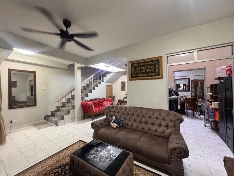 2-storey Terraced House for Sale in Bandar Baru Bangi (Selangor) - Mohd Faizal - Living Room - PropertyGuru.com.my