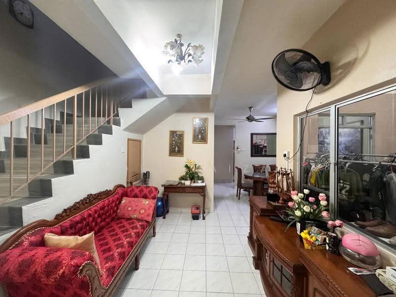 2-storey Terraced House for Sale in Bandar Baru Bangi (Selangor) - Mohd Faizal - Living Room - PropertyGuru.com.my
