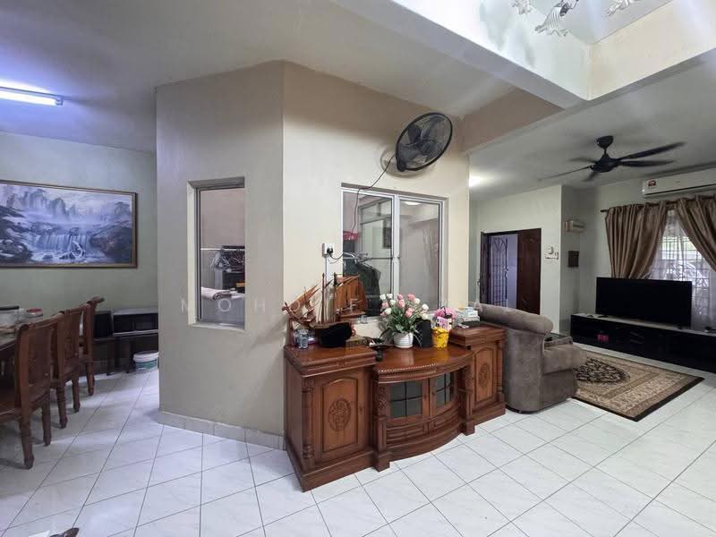2-storey Terraced House for Sale in Bandar Baru Bangi (Selangor) - Mohd Faizal - Living Room - PropertyGuru.com.my