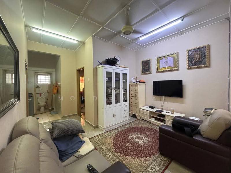 2-storey Terraced House for Sale in Bandar Baru Bangi (Selangor) - Mohd Faizal - Living Room - PropertyGuru.com.my