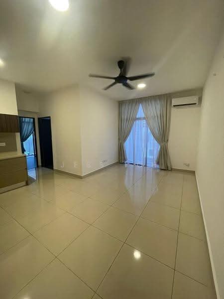 Kediaman Servis untuk Disewa di Henna Residence @ The Quartz WM - Jess Toh - Living Room - PropertyGuru.com.my