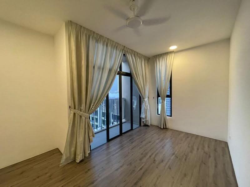 Kediaman Servis untuk Disewa di Henna Residence @ The Quartz WM - Jess Toh - Balcony - PropertyGuru.com.my