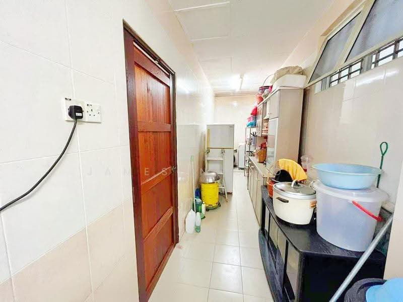 Rumah Teres 2-Tingkat untuk Dijual di Taman Flora Heights (Pasir Gudang) - Jameson Choo - Kitchen - PropertyGuru.com.my