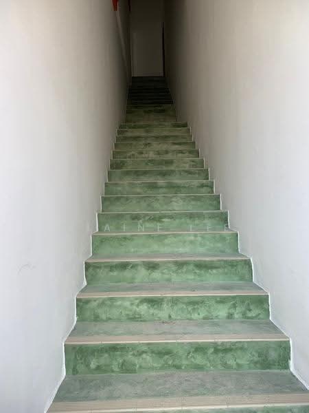 Shop / Office for Sale in Sungai Buloh (Selangor) - Elaine Lee - Corridor - PropertyGuru.com.my