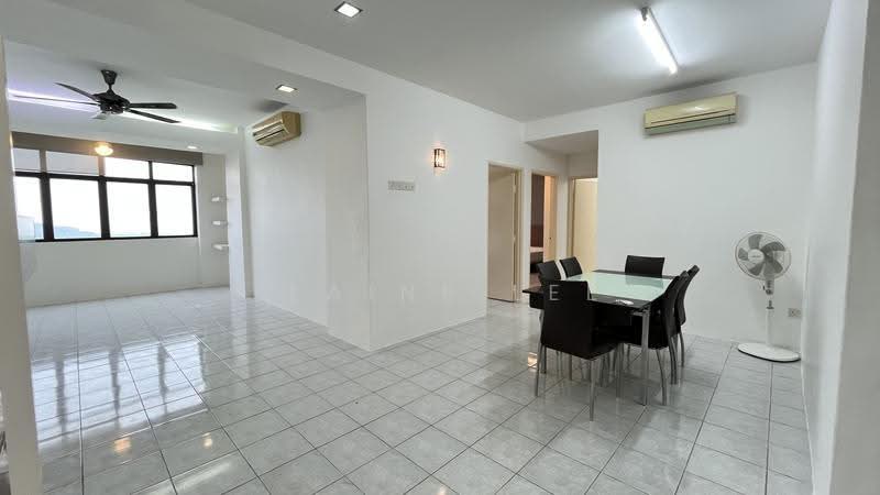 Condominium for Rent at Vistaria Condominium - Elaine Lee - Living Room - PropertyGuru.com.my