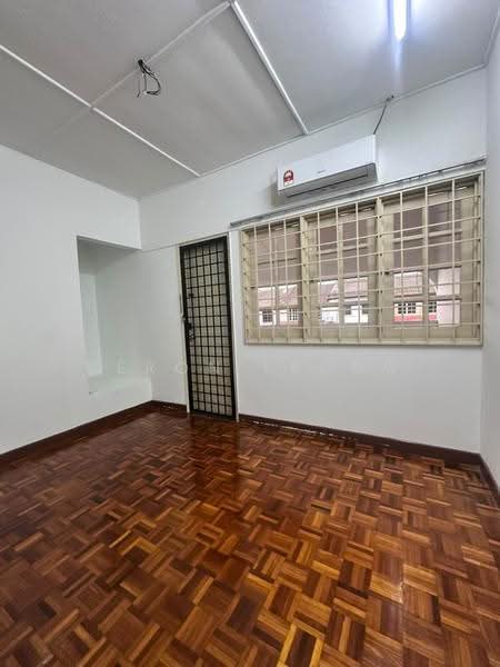 Rumah Teres 2-Tingkat untuk Dijual di SS19 (Subang Jaya) - Veron Leong - PropertyGuru.com.my