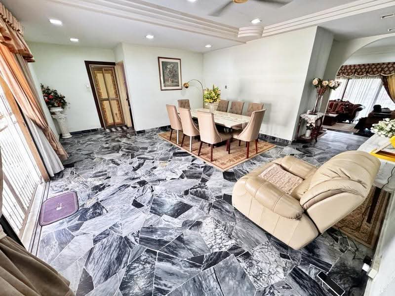 Bungalow House for Sale in Bandar Baru Bangi (Selangor) - Mohd Faizal - Living Room - PropertyGuru.com.my