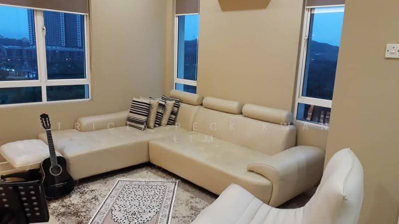 Kondominium untuk Dijual di Puteri Palma Condominiums - Tricia Peck Kwan Lim - Living Room - PropertyGuru.com.my