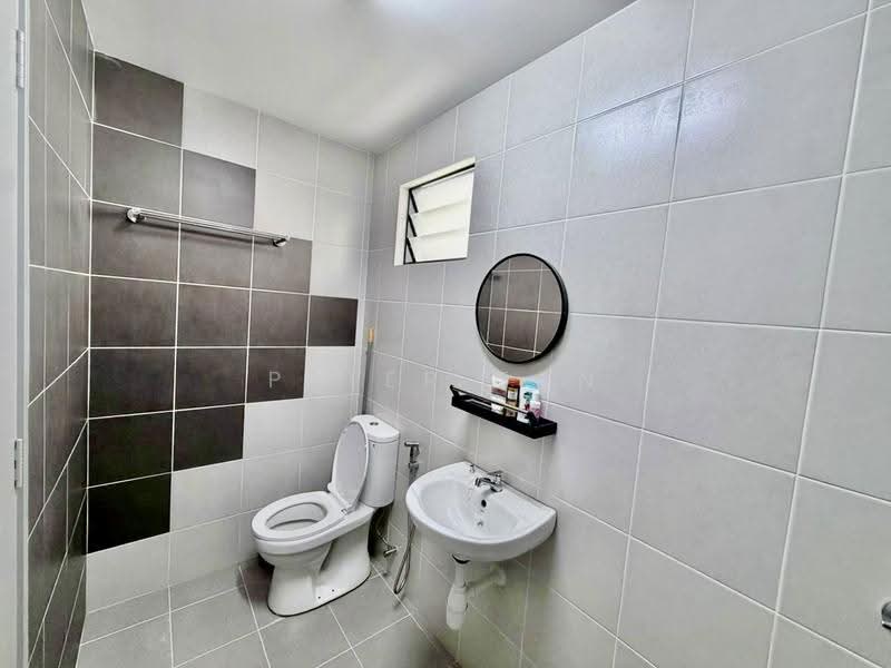 Kediaman Servis untuk Disewa di RESIDENSI JED - Peter Tan - Bathroom - PropertyGuru.com.my