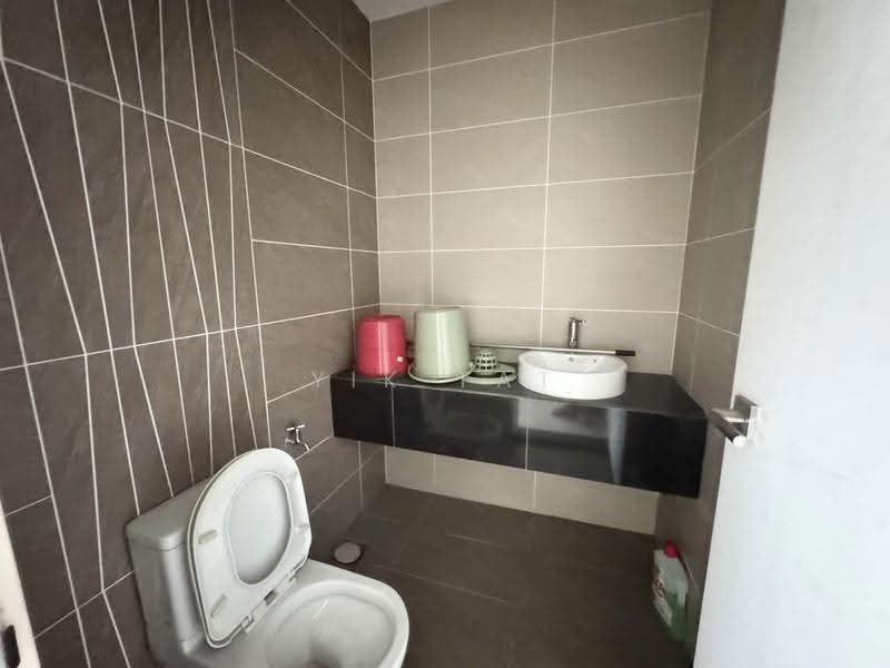Semi-Detached House for Sale in Eco Botanic (Iskandar Puteri (Nusajaya)) - Yik Tat - Bathroom - PropertyGuru.com.my