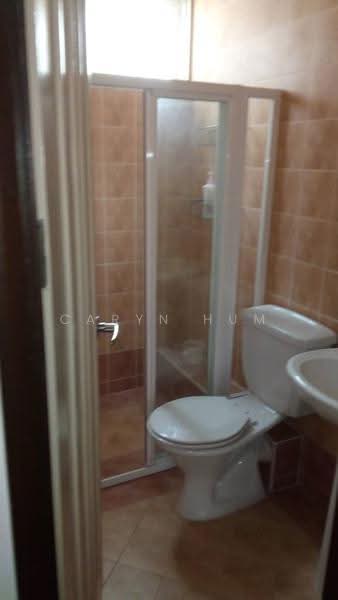 Bungalow House untuk Dijual di Batu Ferringhi (Penang) - Caryn Hum - Bathroom - PropertyGuru.com.my