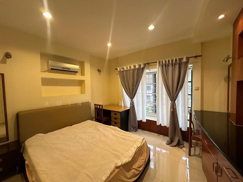 Townhouse for Sale in KL City Centre (Kuala Lumpur) - Amirul Ashraff - Bedroom - PropertyGuru.com.my