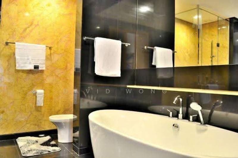 Kediaman Servis untuk Dijual di St Mary Residences - David Wong - Bathroom - PropertyGuru.com.my
