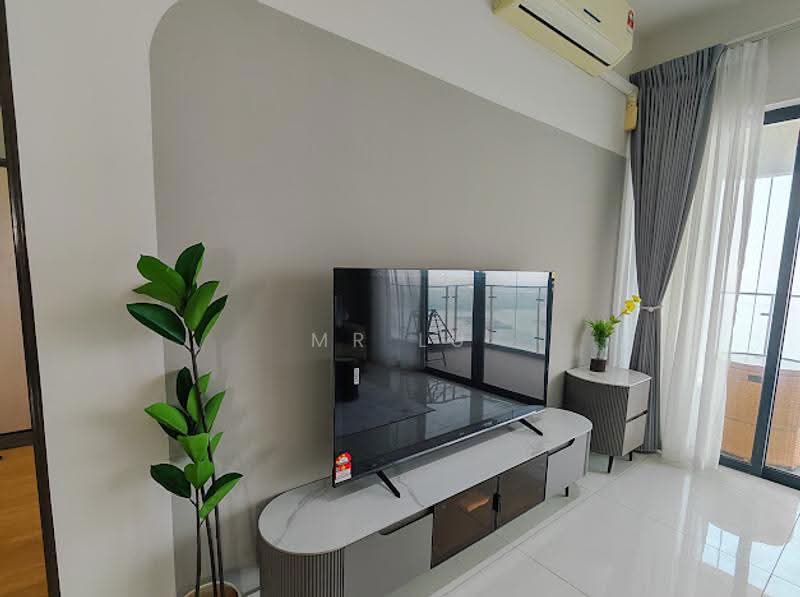Condominium for Rent at Kings Bay @ Country Garden Danga Bay - Mr Lu - Living Room - PropertyGuru.com.my