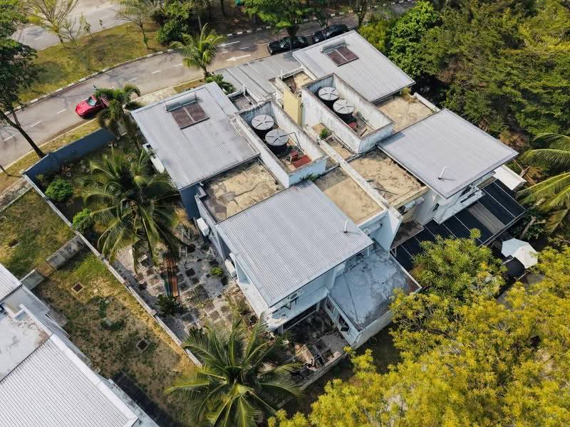Semi-Detached House for Sale in Shah Alam (Selangor) - Nahathir Shahabudin - Exterior - PropertyGuru.com.my