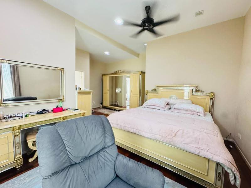 Semi-Detached House for Sale in Shah Alam (Selangor) - Nahathir Shahabudin - Bedroom - PropertyGuru.com.my