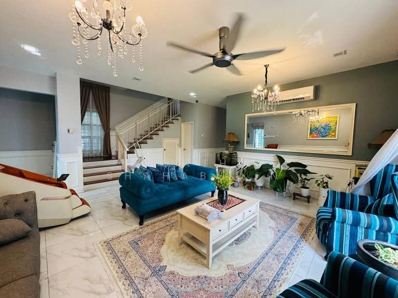Semi-Detached House for Sale in Shah Alam (Selangor) - Nahathir Shahabudin - Living Room - PropertyGuru.com.my