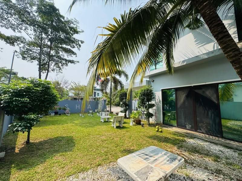 Semi-Detached House for Sale in Shah Alam (Selangor) - Nahathir Shahabudin - Exterior - PropertyGuru.com.my