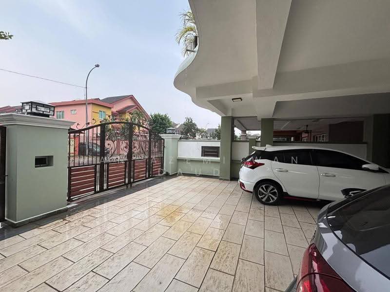 Rumah Teres 2-Tingkat untuk Disewa di Puchong (Selangor) - Wan Azemi Wan Daud - Exterior - PropertyGuru.com.my