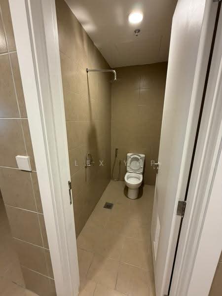 Kediaman Servis untuk Dijual di Kami - Alex Yap - Bathroom - PropertyGuru.com.my