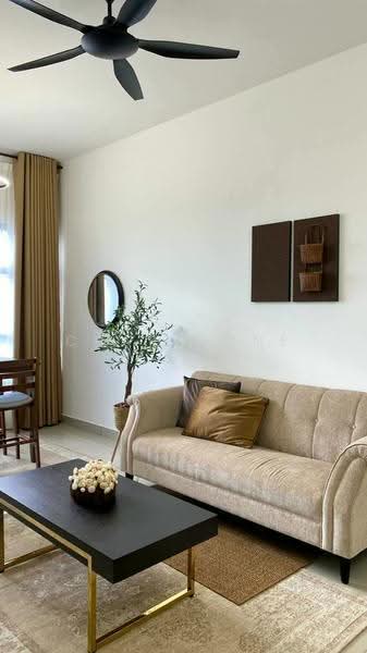 Kondominium untuk Disewa di Lakeville Residence - Charmaine Wong - Living Room - PropertyGuru.com.my