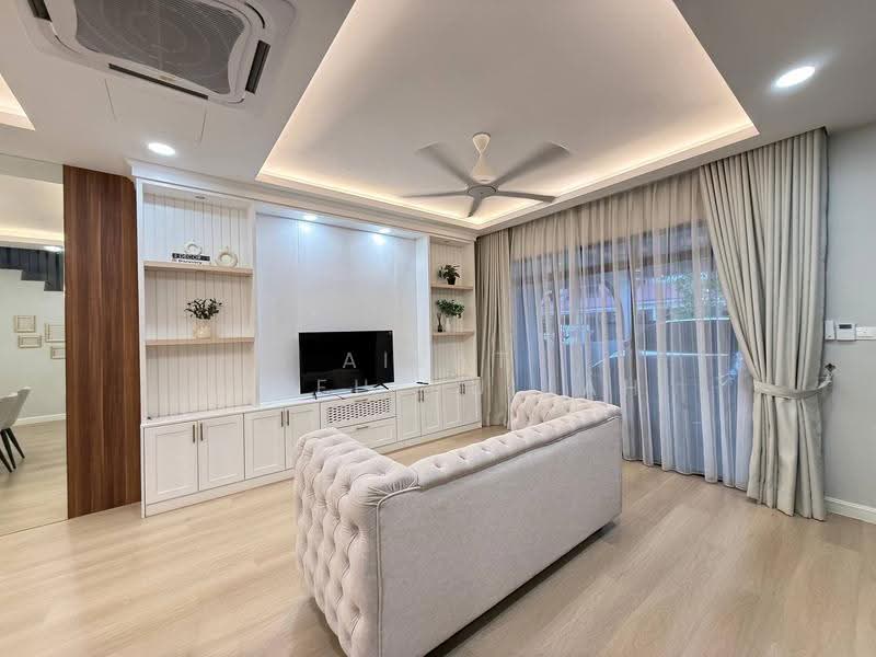 2-storey Terraced House for Rent in Setia Safiro (Cyberjaya) - Aizat Saifulrullah - Living Room - PropertyGuru.com.my