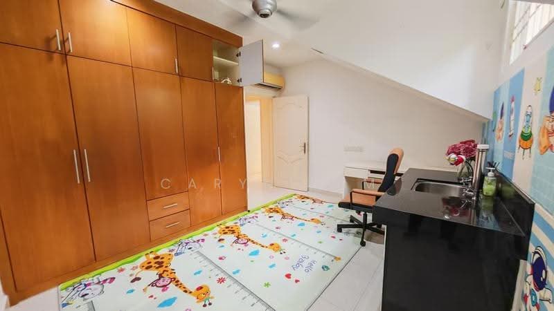 Bungalow House untuk Dijual di Batu Ferringhi (Penang) - Caryn Hum - Study - PropertyGuru.com.my