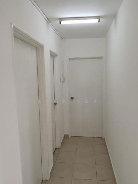 Kondominium untuk Dijual di Casa Prima Condominium - Alex Yap - Corridor - PropertyGuru.com.my