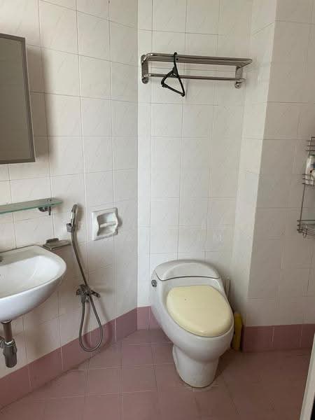 Kondominium untuk Dijual di City Garden Palm Villa Condominium - Tricia Peck Kwan Lim - Bathroom - PropertyGuru.com.my