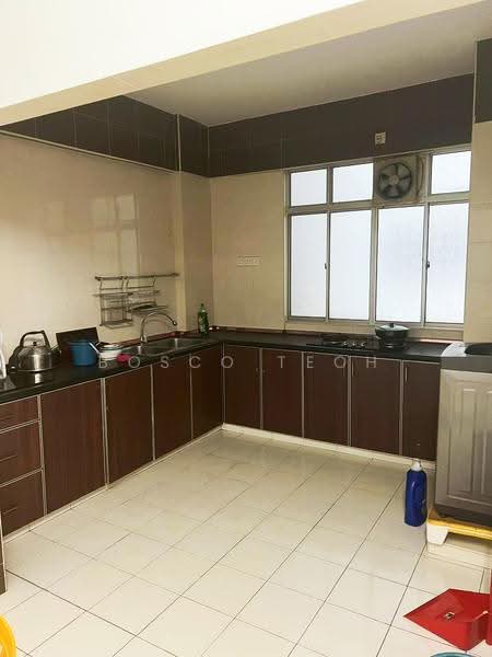 Kondominium untuk Disewa di Putra Place Condominium - Bosco Teoh - Kitchen - PropertyGuru.com.my