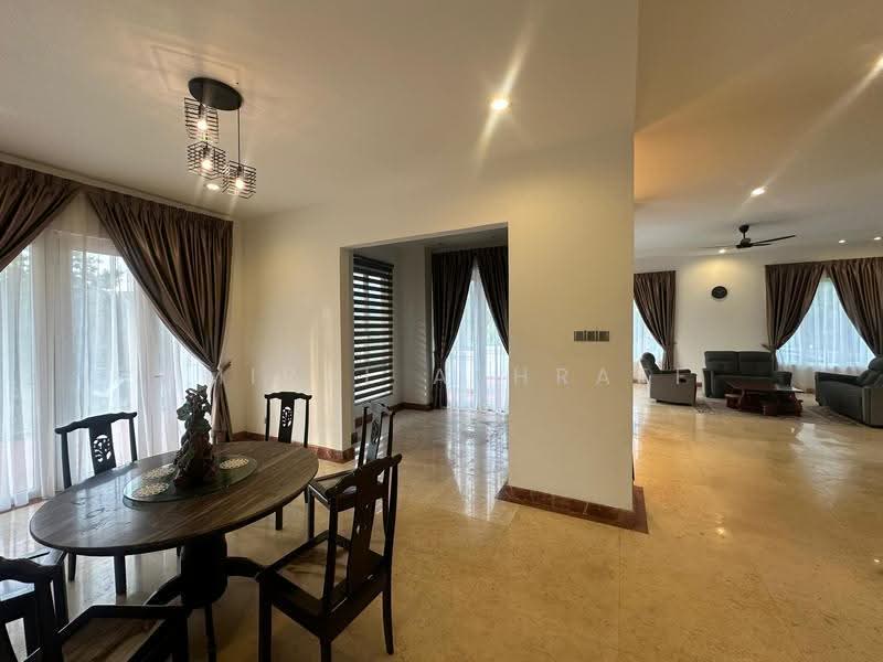 Tanah Kediaman untuk Dijual di Nilai (Negeri Sembilan) - Amirul Ashraff - Dining Room - PropertyGuru.com.my