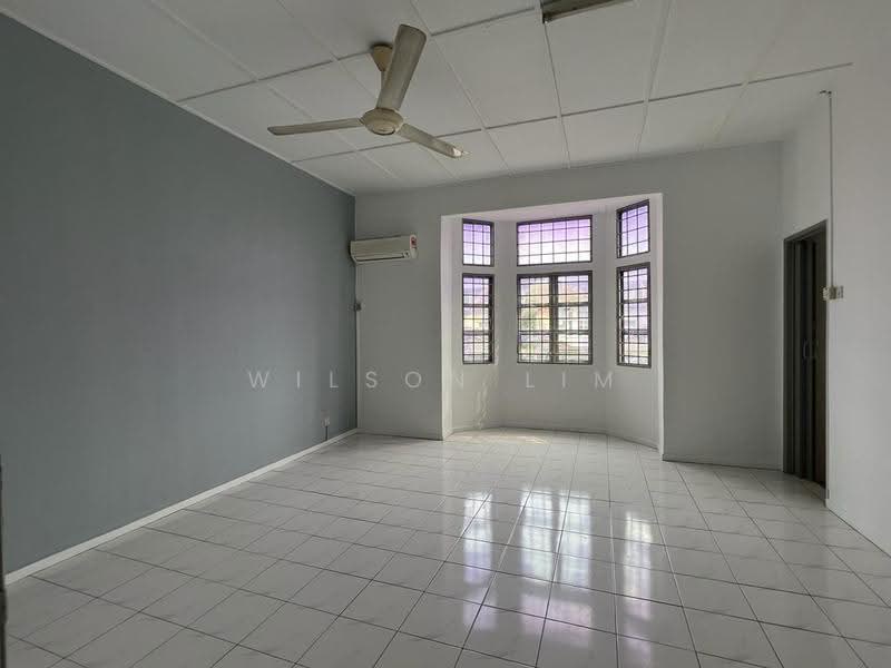 Rumah Teres 2-Tingkat untuk Disewa di Bandar Bukit Tinggi (Klang) - Wilson Lim - Living Room - PropertyGuru.com.my