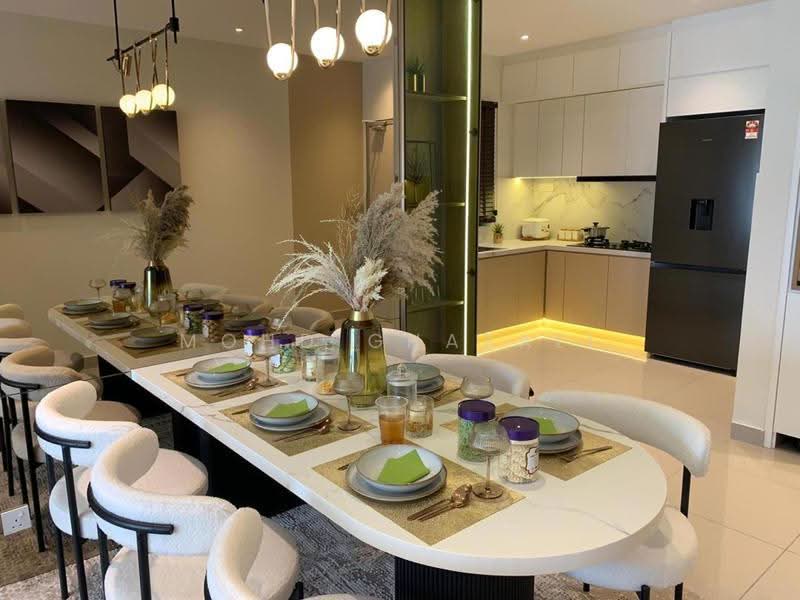 Pangsapuri untuk Dijual di Intana Ria 3 - Mohd Ghazali - Dining Room - PropertyGuru.com.my