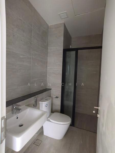Kediaman Servis untuk Disewa di Edelweiss @ Tropicana Gardens - Alan Chia - Bathroom - PropertyGuru.com.my
