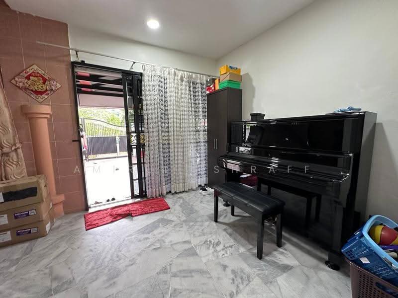 Terraced House for Sale in Batu 9 (Cheras) - Amirul Ashraff - Entrance - PropertyGuru.com.my