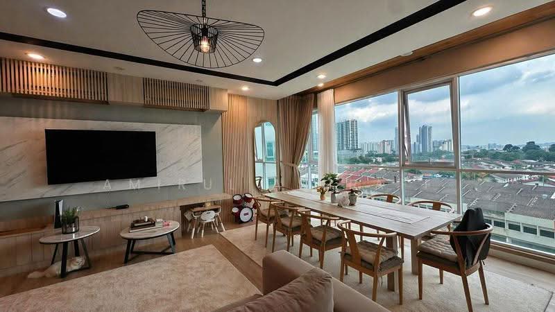 Kediaman Servis untuk Dijual di Uptown Residences - Amirul Ashraff - Living Room - PropertyGuru.com.my