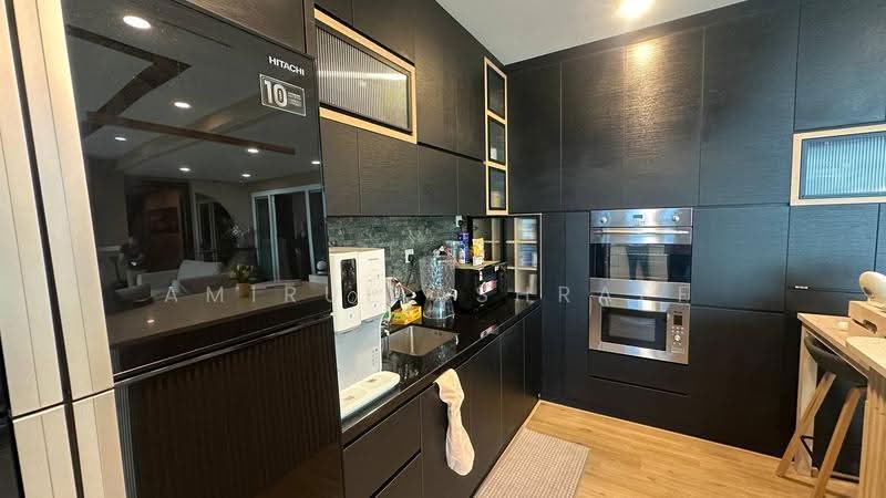 Kediaman Servis untuk Dijual di Uptown Residences - Amirul Ashraff - Kitchen - PropertyGuru.com.my