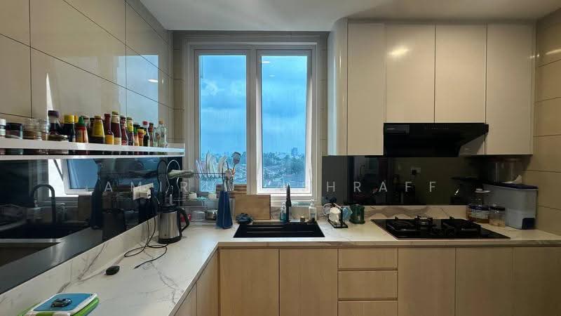 Kediaman Servis untuk Dijual di Uptown Residences - Amirul Ashraff - Kitchen - PropertyGuru.com.my