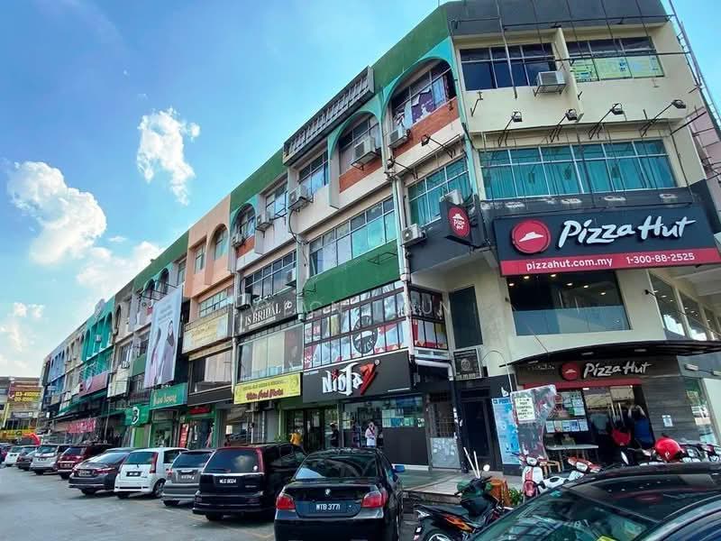 Shop / Office for Rent in Ulu Kelang (Kuala Lumpur) - Yan Lu - Exterior - PropertyGuru.com.my
