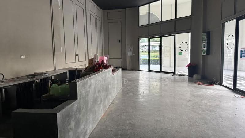 Shop / Office untuk Disewa di Taman Ekoflora (Johor Bahru) - Edmund Loh - Entrance - PropertyGuru.com.my